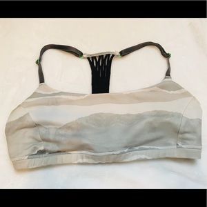 Lululemon sports bra